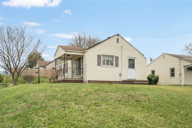 4454 2nd Street NW, Canton, OH 44708