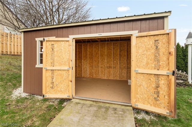 4454 2nd Street NW, Canton, OH 44708