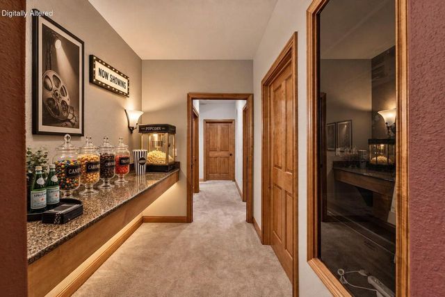 W213N5230 Golfview DRIVE, Menomonee Falls, WI 53051