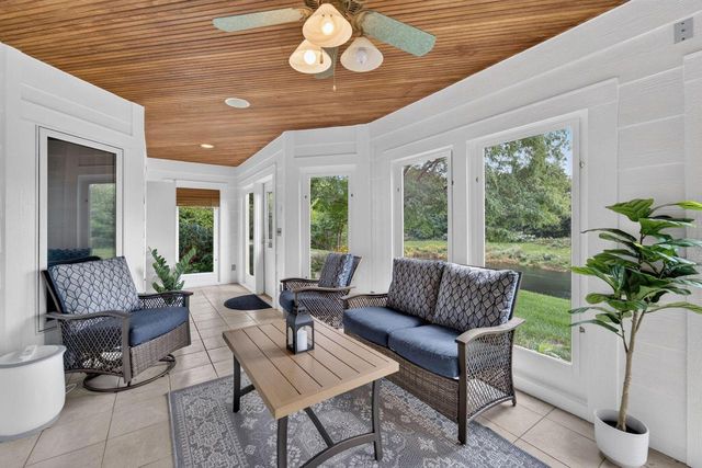 W213N5230 Golfview DRIVE, Menomonee Falls, WI 53051