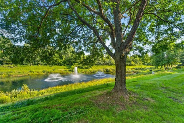 W213N5230 Golfview DRIVE, Menomonee Falls, WI 53051