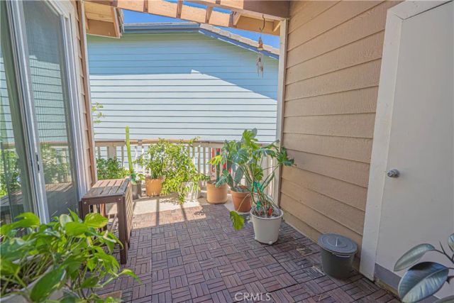 2402 Pleasant Way H, Thousand Oaks, CA 91362