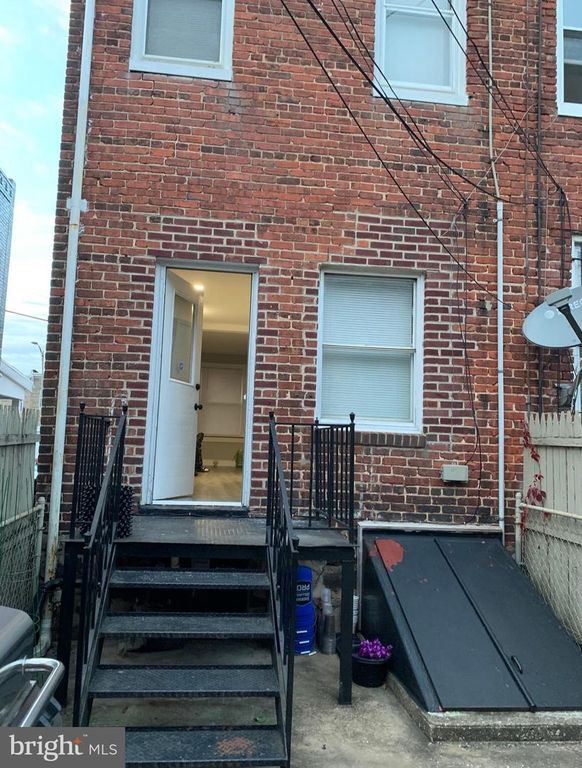 2711 WILKENS AVE, Baltimore, MD 21223