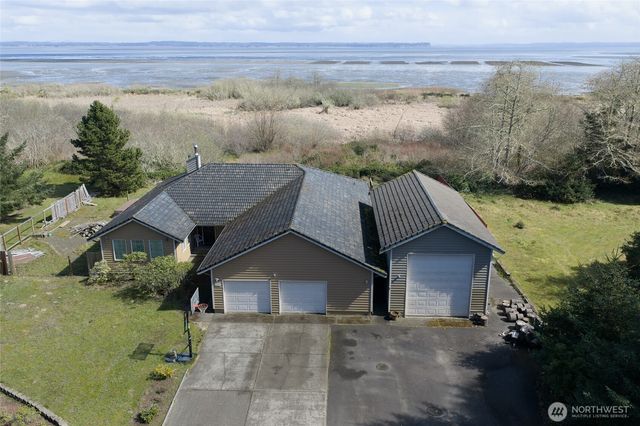 138 Olympic View Avenue NE, Ocean Shores, WA 98569