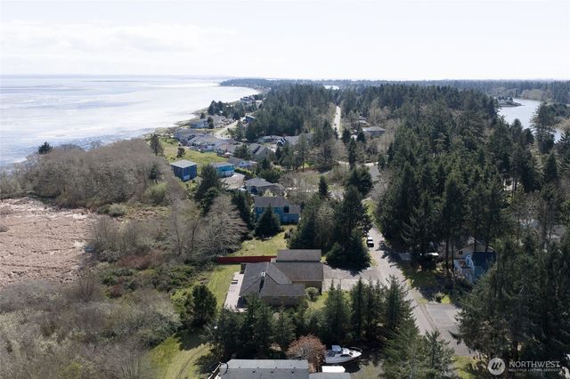 138 Olympic View Avenue NE, Ocean Shores, WA 98569