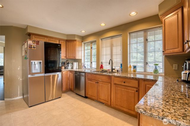 138 Olympic View Avenue NE, Ocean Shores, WA 98569