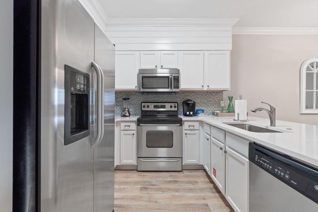 10343 E County Highway 30a 406, Seacrest, FL 32461