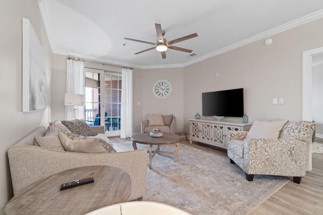 10343 E County Highway 30a 406, Seacrest, FL 32461