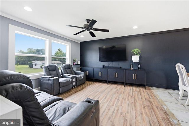 114 CATHERINE AVE, Buena, NJ 08310