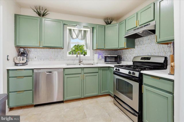 114 CATHERINE AVE, Buena, NJ 08310