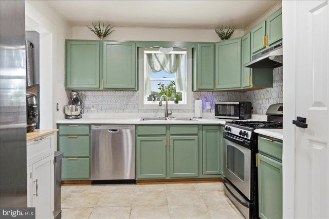 114 CATHERINE AVE, Buena, NJ 08310
