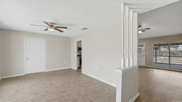 10321 Little Sugar, Converse, TX 78109