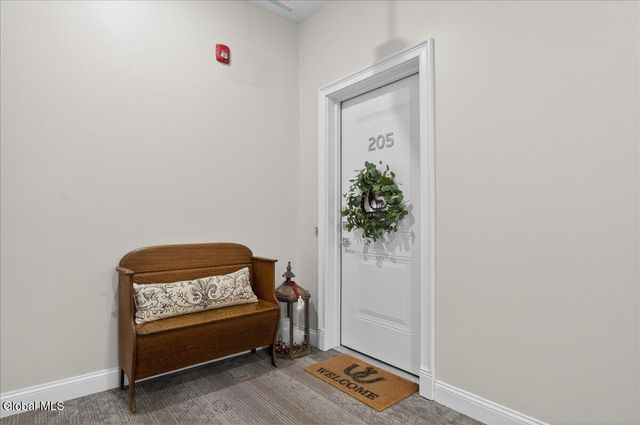 46 Union Avenue 205, Saratoga Springs, Inside, NY 12866