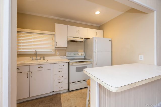 2854 Clarendon Road, Oceanside, NY 11572