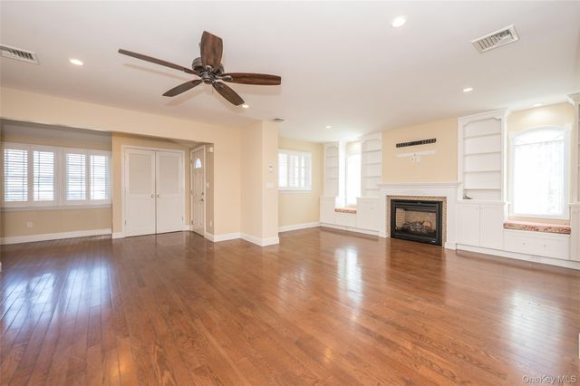 2854 Clarendon Road, Oceanside, NY 11572