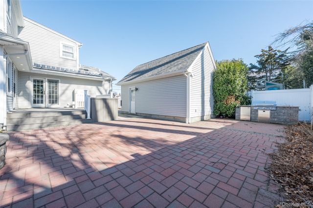 2854 Clarendon Road, Oceanside, NY 11572