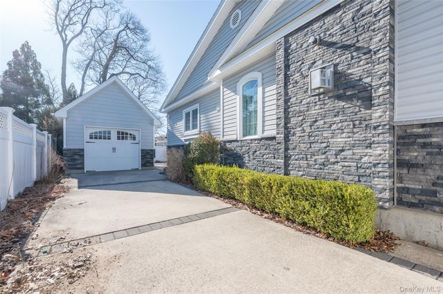 2854 Clarendon Road, Oceanside, NY 11572