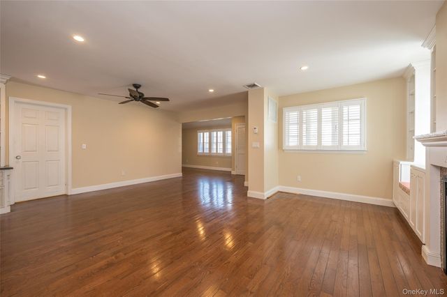 2854 Clarendon Road, Oceanside, NY 11572