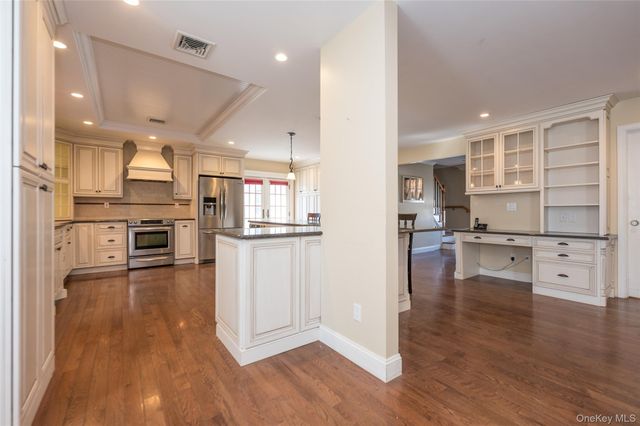 2854 Clarendon Road, Oceanside, NY 11572