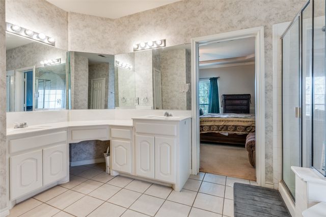 1740 Bramble Creek Drive, Desoto, TX 75115