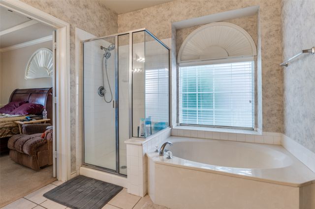 1740 Bramble Creek Drive, Desoto, TX 75115