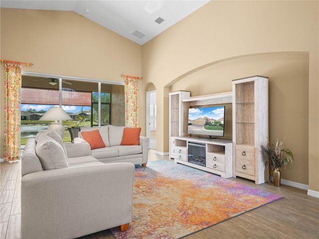 1507 RIVIERA COURT, Winter Haven, FL 33884