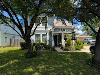 2818 Deerfern LN, Round Rock, TX 78665