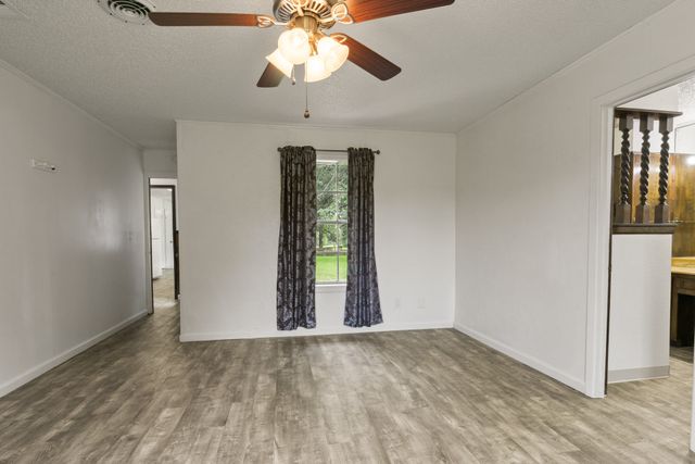 191 FM 44 E, De Kalb, TX 75559