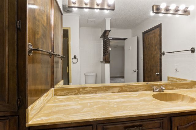 191 FM 44 E, De Kalb, TX 75559