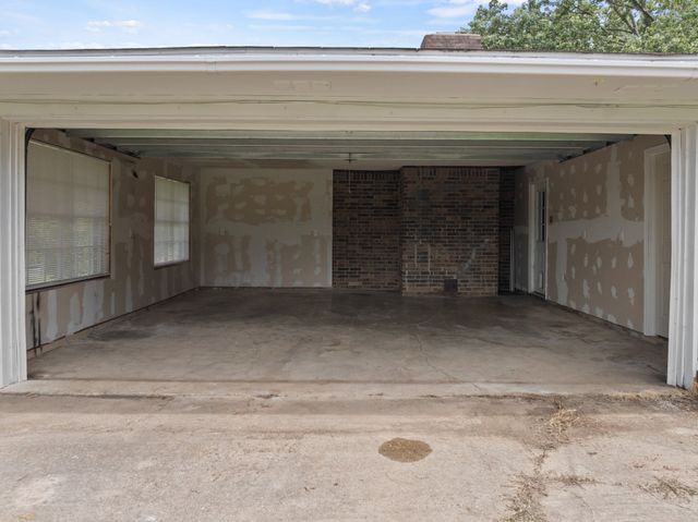 191 FM 44 E, De Kalb, TX 75559