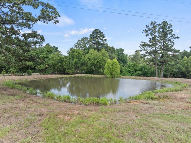 191 FM 44 E, De Kalb, TX 75559