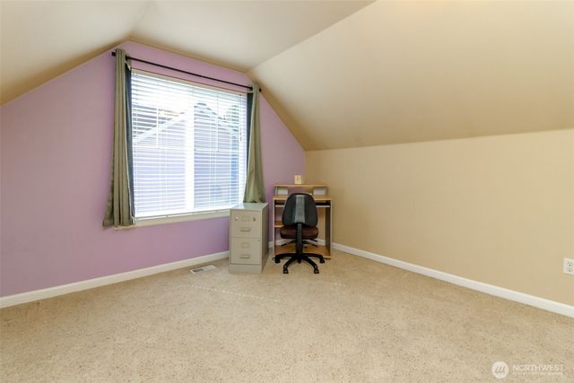 2707 9th Street SE, Puyallup, WA 98374