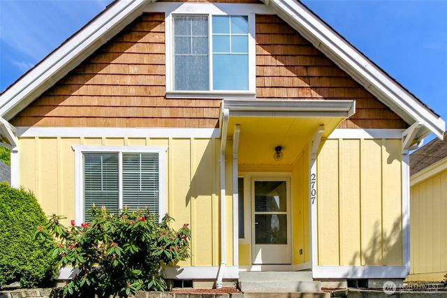 2707 9th Street SE, Puyallup, WA 98374