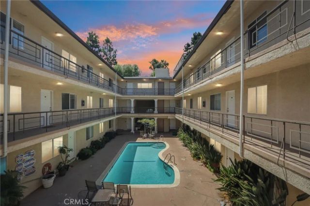 4358 Mammoth Avenue 14, Sherman Oaks, CA 91423