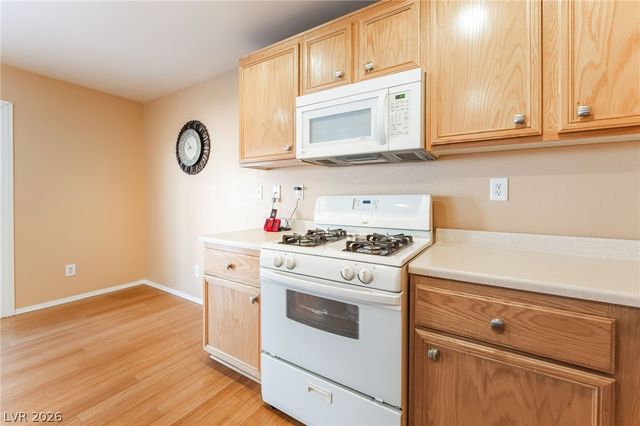 204 Lions Den Avenue, North Las Vegas, NV 89031