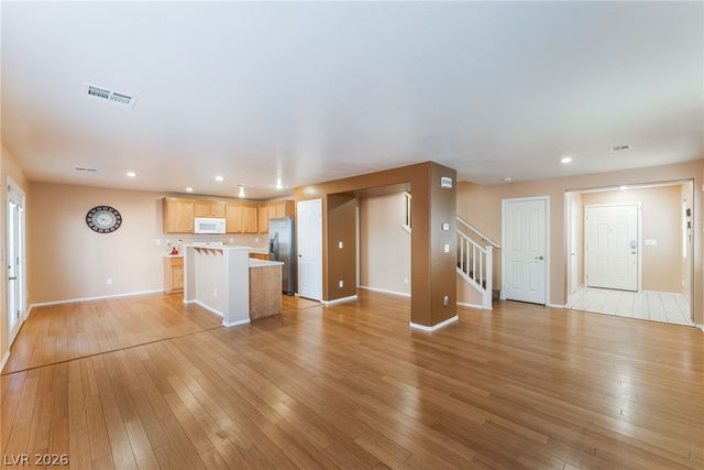 204 Lions Den Avenue, North Las Vegas, NV 89031