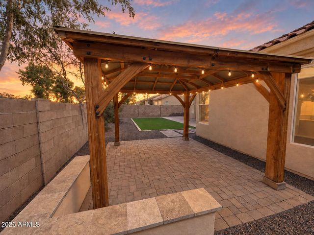 770 W CHERRYWOOD Drive, Chandler, AZ 85248