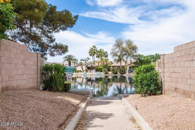 770 W CHERRYWOOD Drive, Chandler, AZ 85248