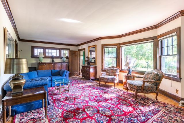 4528 Upton Avenue S, Minneapolis, MN 55410