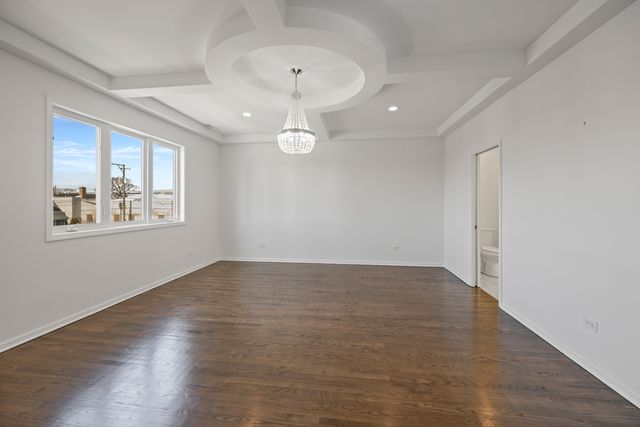 1823 N 35th Avenue, Stone Park, IL 60165