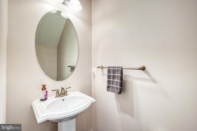 9583 CENTER ST, Manassas, VA 20110