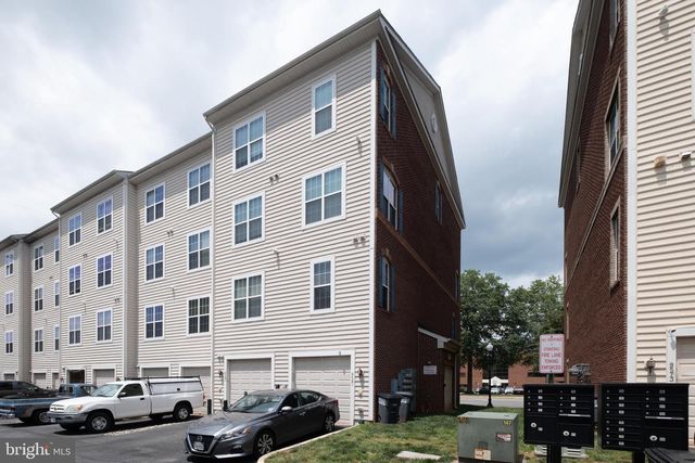 9583 CENTER ST, Manassas, VA 20110