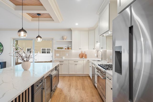 21 Fayette 1, Watertown, MA 02472