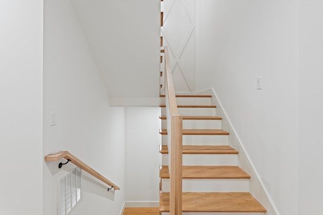 21 Fayette 1, Watertown, MA 02472