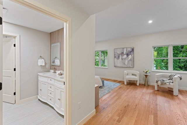 21 Fayette 1, Watertown, MA 02472