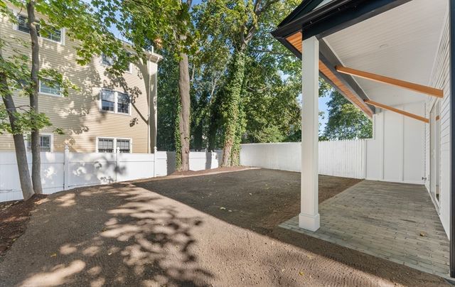 21 Fayette 1, Watertown, MA 02472