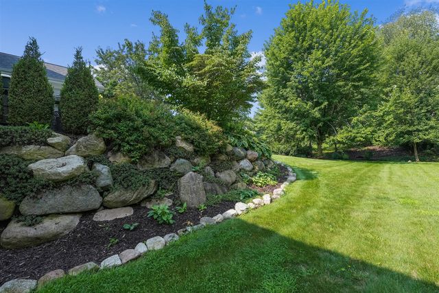 2477 Blackberry Lane, Grand Rapids, MI 49525