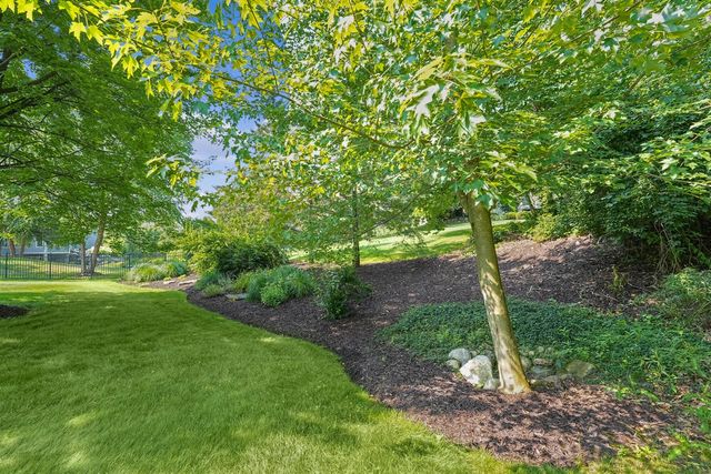 2477 Blackberry Lane, Grand Rapids, MI 49525