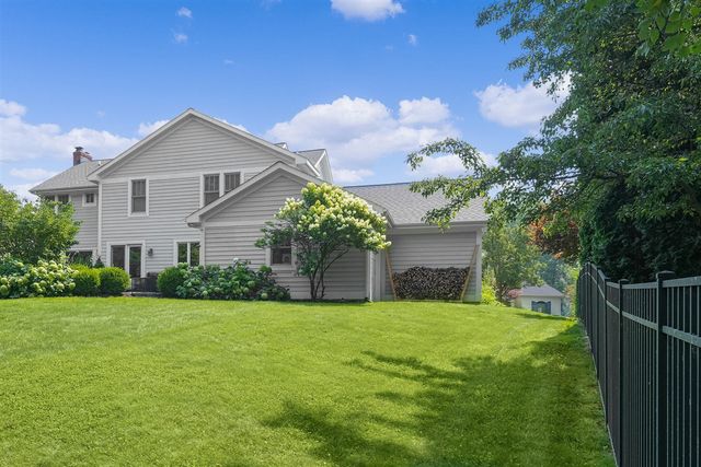 2477 Blackberry Lane, Grand Rapids, MI 49525