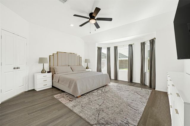 11235 Stirton Drive, Tomball, TX 77375